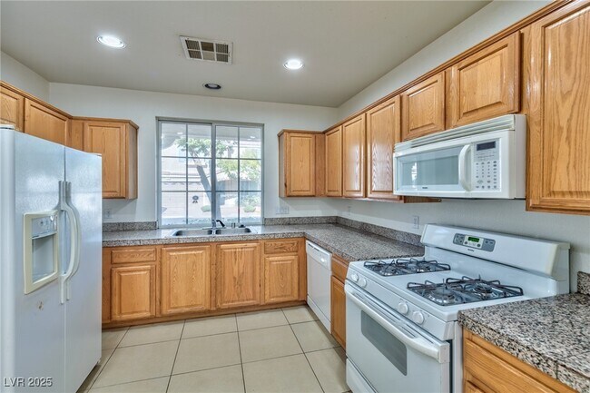 Foto del edificio - 6265 Winston Falls Ave