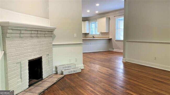 Building Photo - 473 Felton Dr NE