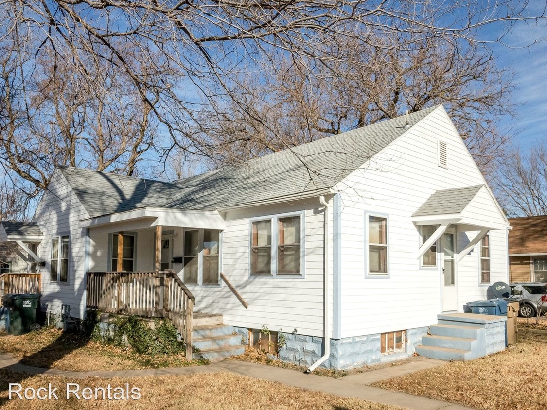 Primary Photo - 1 br, 1 bath Apartment - 800 N Poplar St