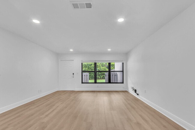 Building Photo - 431 Jupiter Lakes Blvd