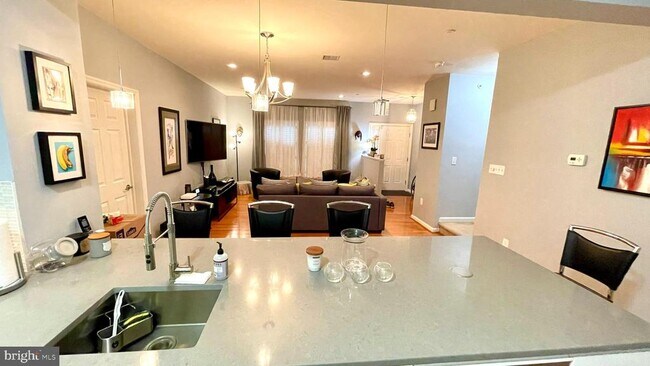 Foto del edificio - 4436 Driftwood Dr