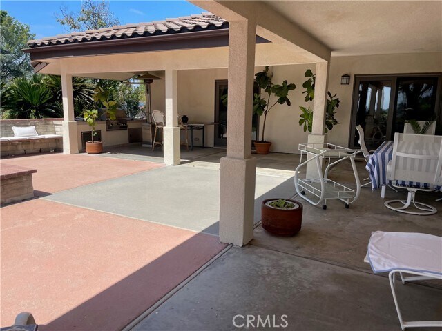 Foto del edificio - 16772 Knollwood Dr