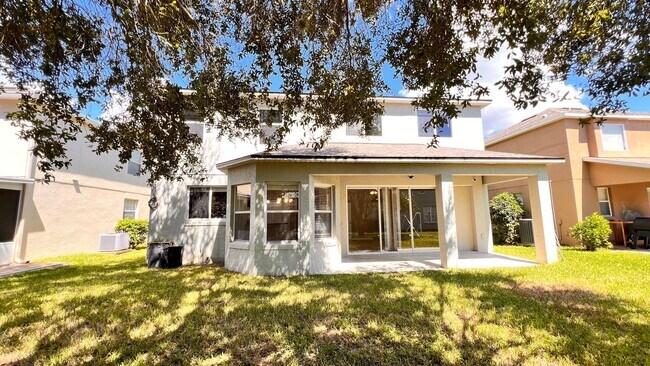 Building Photo - Massive 4bed/2.5bath Moss Park Ridge Orlando Home AVAILABLE NOW!