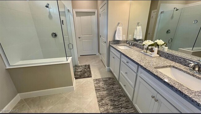 Foto del edificio - 19649 Aqua View Ln