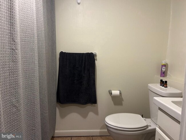 Building Photo - 114 N 3rd St