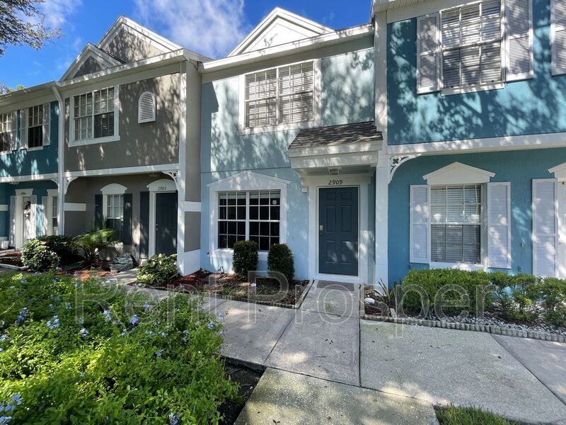 2909 Woodlands Park Ct, Lake Mary, FL 32746 Townhome Rentals in Lake