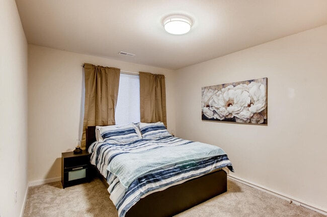 Foto del edificio - 3840 SE 102nd Ave