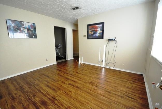 Sala de estar - Lexbrook Apartments