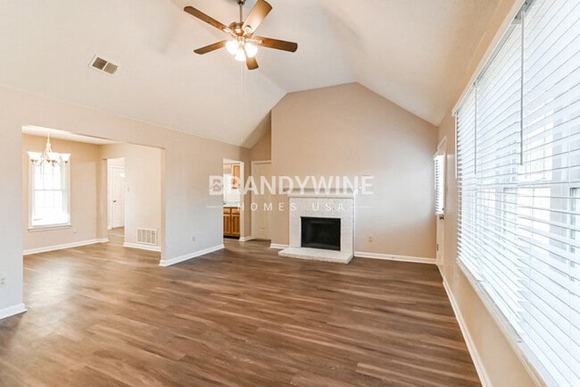 Building Photo - 7800 Lowrance Rd