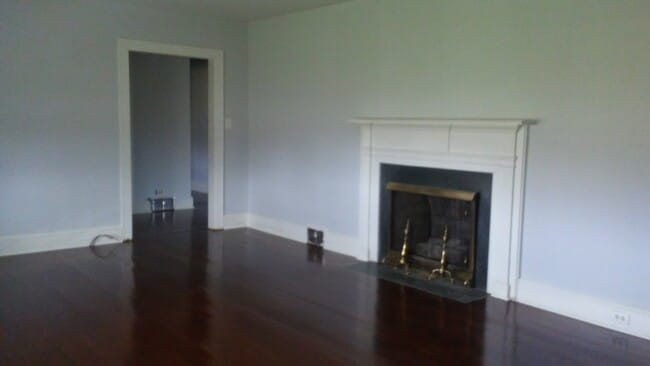 Building Photo - COMING SOON- 3 bedroom single family