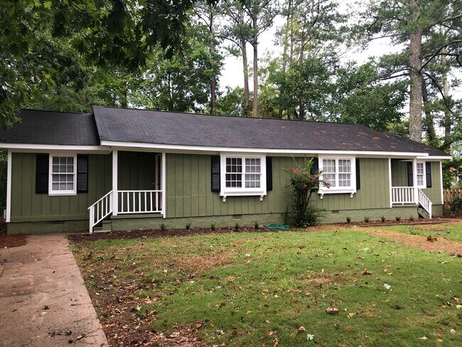 Units A and B of duplex are fully remodeled - 260 Old Summerville Rd NW