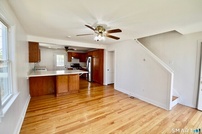 Foto del edificio - 314 Knowlton St