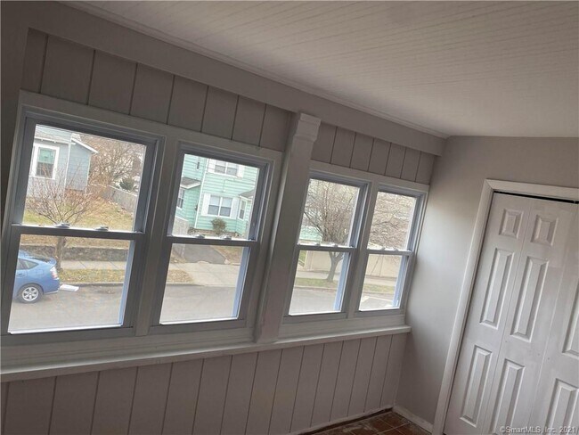 Building Photo - 44 Culloden Rd