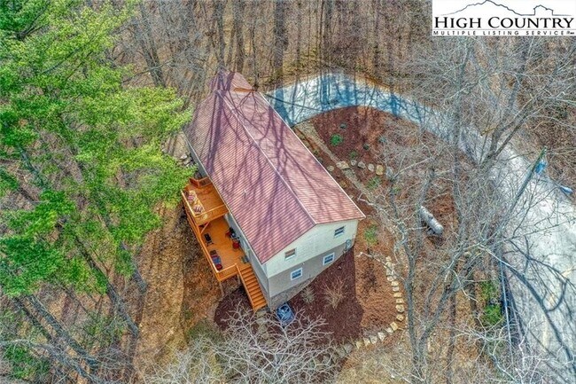 Foto del edificio - 321 Owens Dr