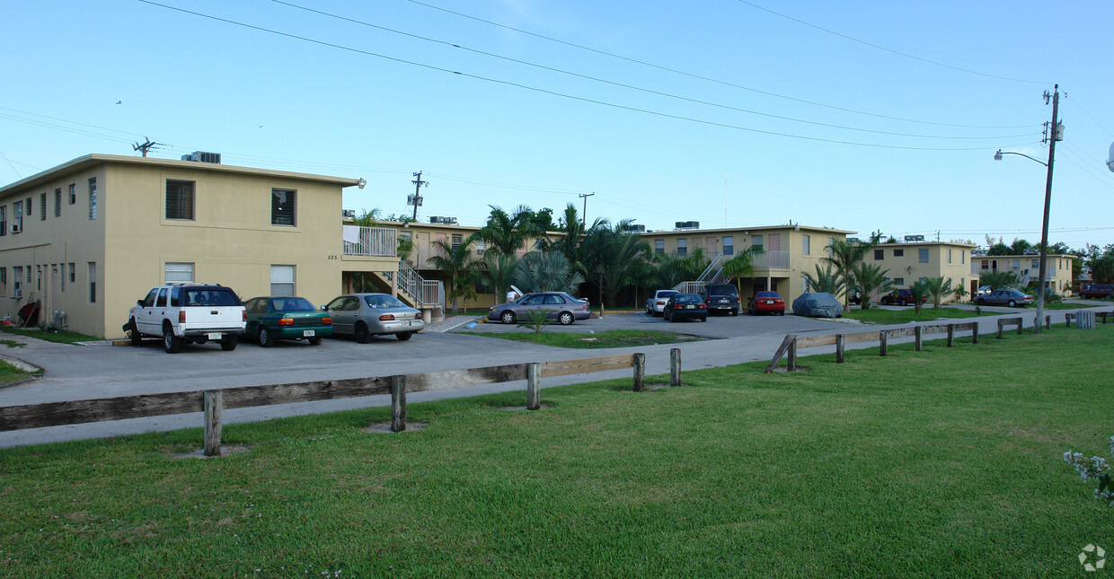 Foto del edificio - 525-535 NW 2nd Ave