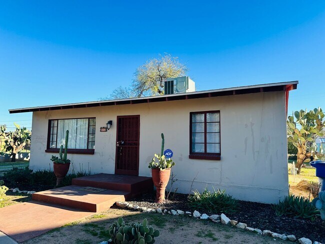 Foto del edificio - Located near University of Arizona