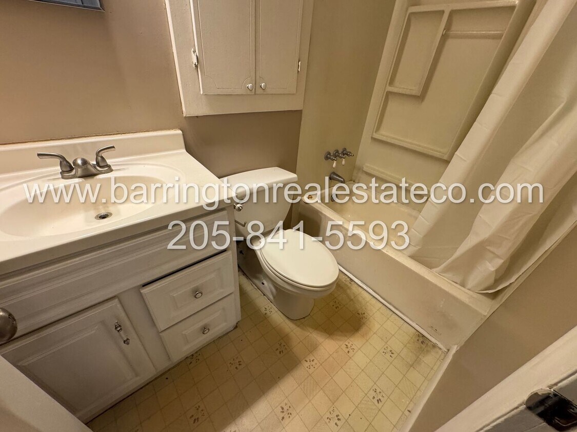 Foto del edificio - 4954 Karen Ln