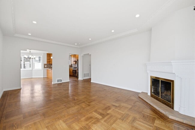 Building Photo - 1603 Ortega St