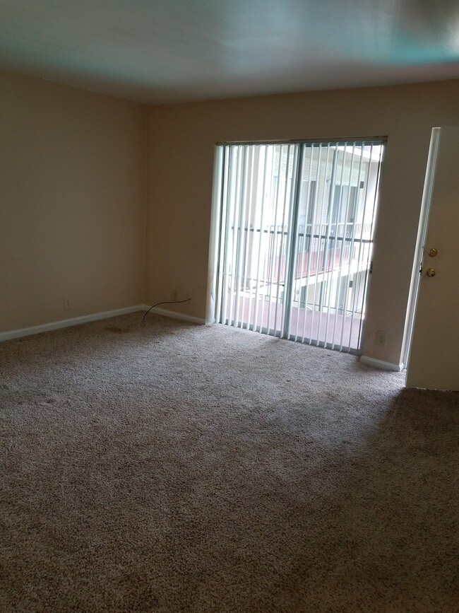 Foto del edificio - 1122 Crescent Ave NE