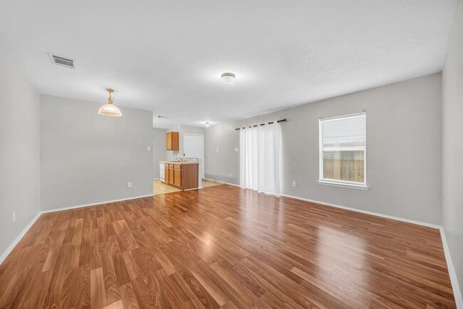 Foto del edificio - 22819 Sherioaks Ln