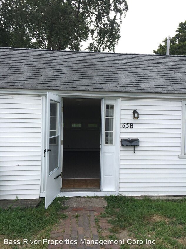 Foto principal - 1 br, 1 bath House - 65 Oak Neck Unit B