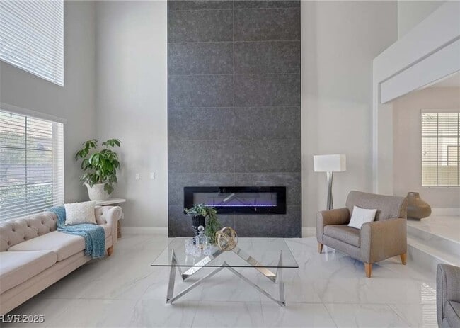 Foto del edificio - 442 Staghorn Pass Ave