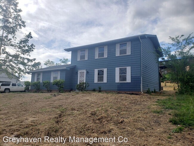Building Photo - 7915 Standifer Gap Rd