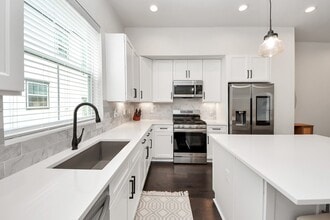 Building Photo - 5502 Wheatley St