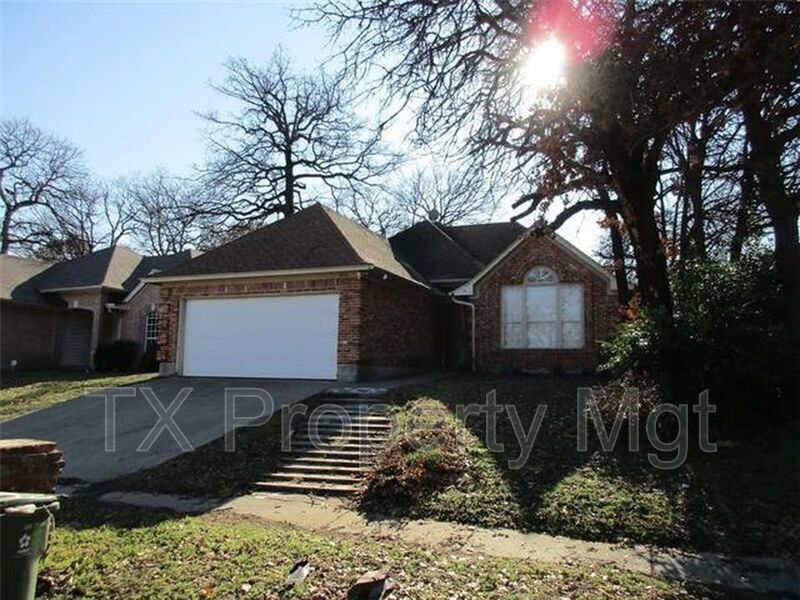 4904 Dr, Arlington, TX 76017 House Rental in Arlington, TX