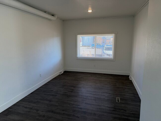 Foto del edificio - 533 S Dakota St