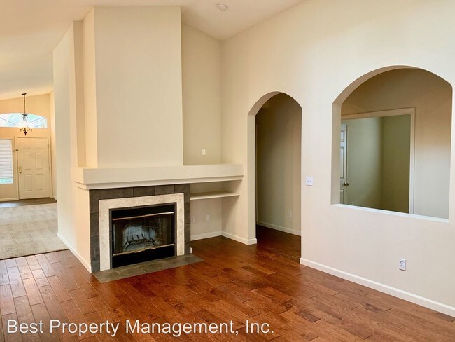 Building Photo - 3 br, 2 bath House - 432 Apple Hill Drive