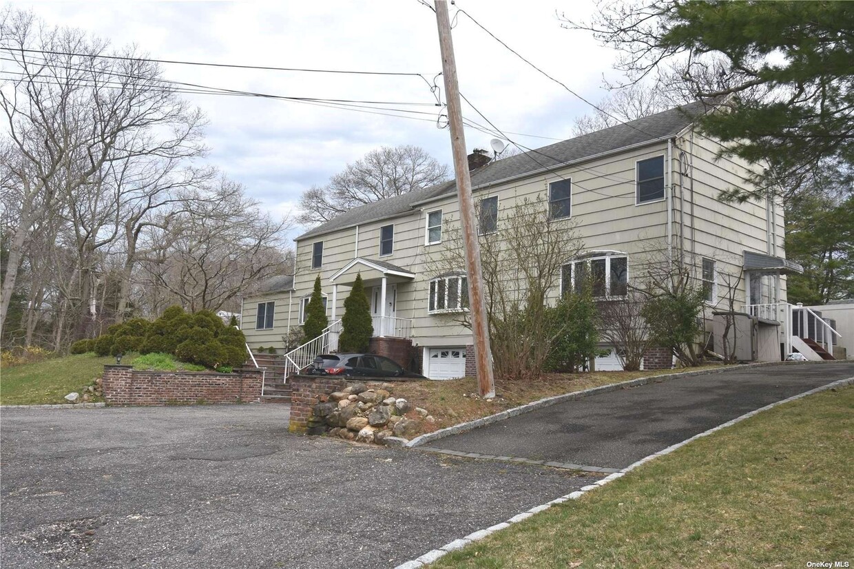 Primary Photo - 46 Melrose Rd