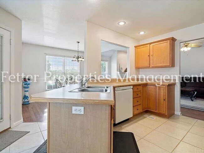 Foto del edificio - Stunning Home in Keystone Coming Soon!