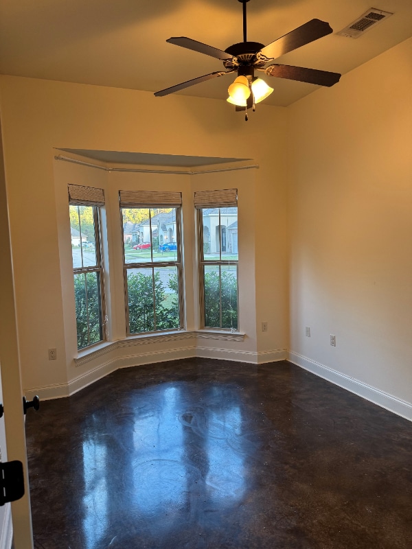 Building Photo - 556 Bateleur Way