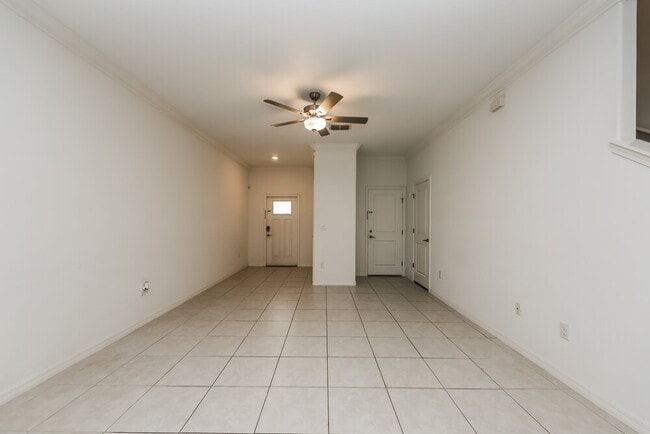 Foto del edificio - 2133 Great Sapphire Ln