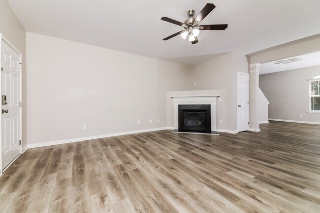 Foto del edificio - 3501 Pinkham Way