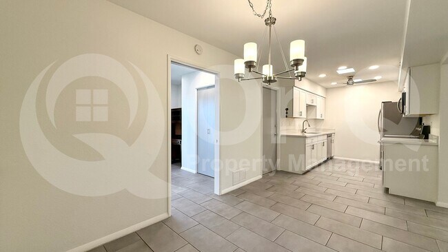 Foto del edificio - 13211 N Cedar Dr