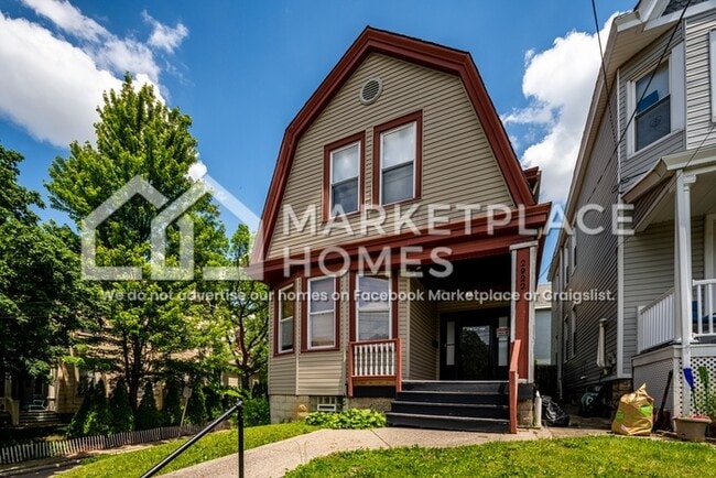 Building Photo - 2922 Hackberry St
