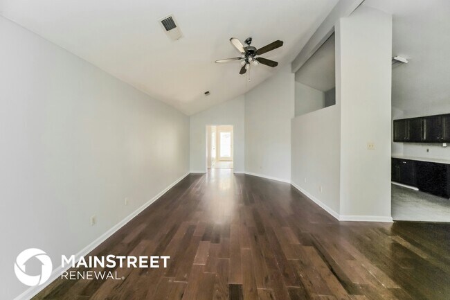 Foto del edificio - 1107 Charstone Dr