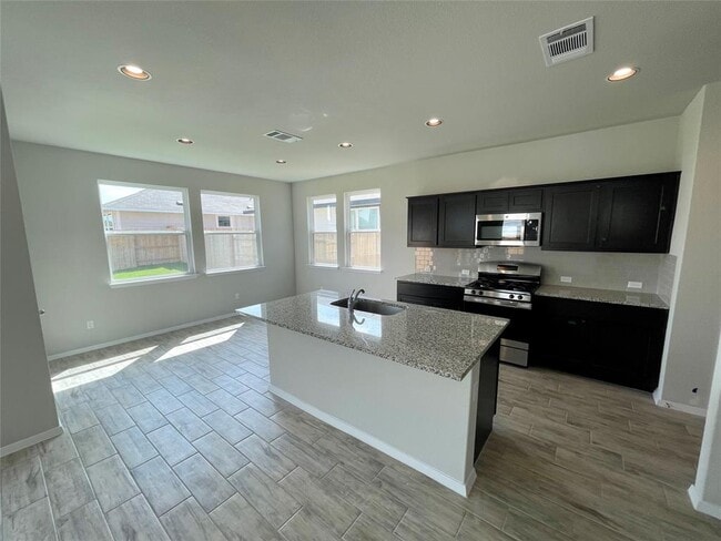 Building Photo - 176 Heather Glen Way