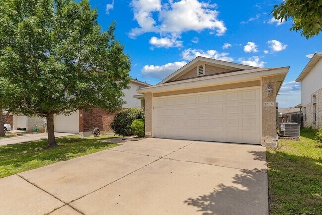 Foto del edificio - 12816 Dwight Eisenhower St