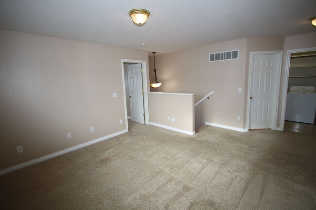 Foto del edificio - 3 Bedroom Condo!
