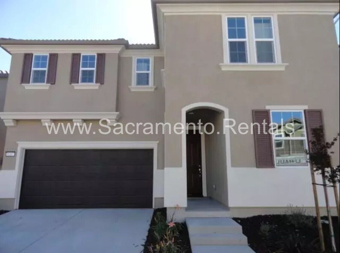 Primary Photo - 5 br, 2.5 bath House - 5207 Morning Bird Way