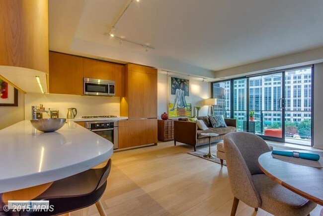 Foto del edificio - 920 I St NW