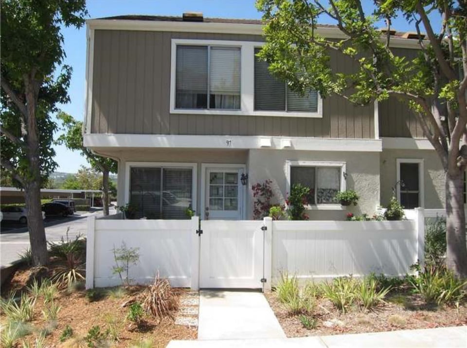 Foto principal - 97 Abbeywood Ln