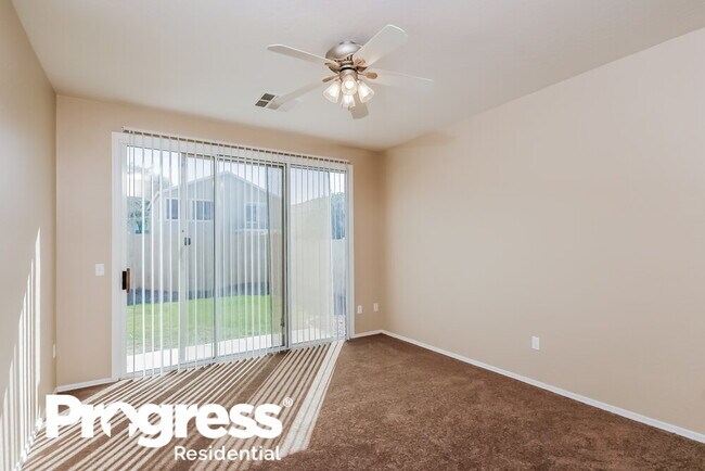 Building Photo - 13415 W Rose Ln