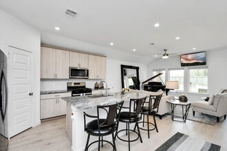Building Photo - 1630 Cedar Pointe Ct