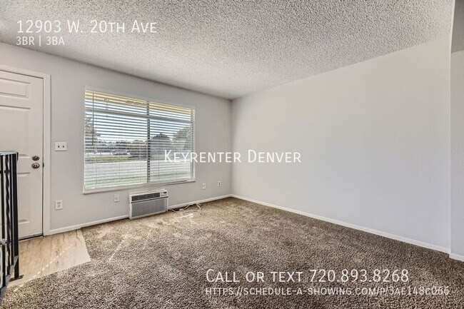 Foto del edificio - Charming 3BD, 2.5BA Townhome in Applewood ...