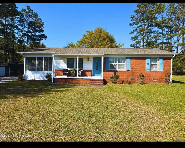 Foto del edificio - 452 Nine Foot Rd