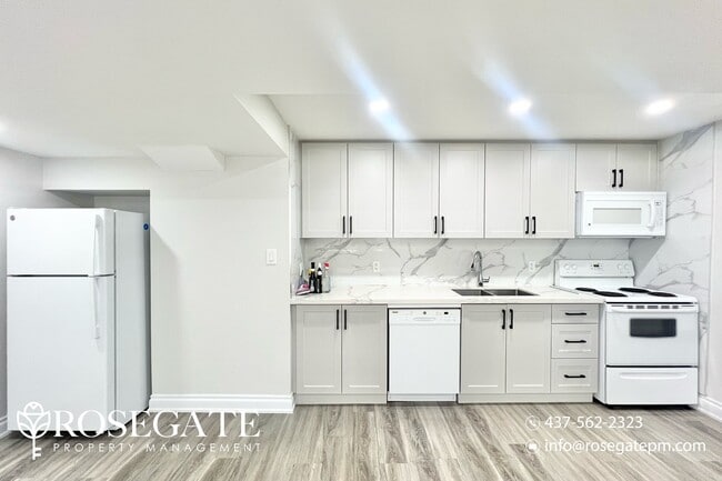 Building Photo - Bright 1-Bedroom Basement Unit in Kitchene...